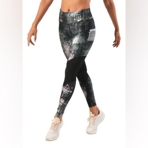 4/$25 Nike Dri-Fit Power Team Training Day Tight Leggings Graffiti Print Sz S - Picture 1 of 10
